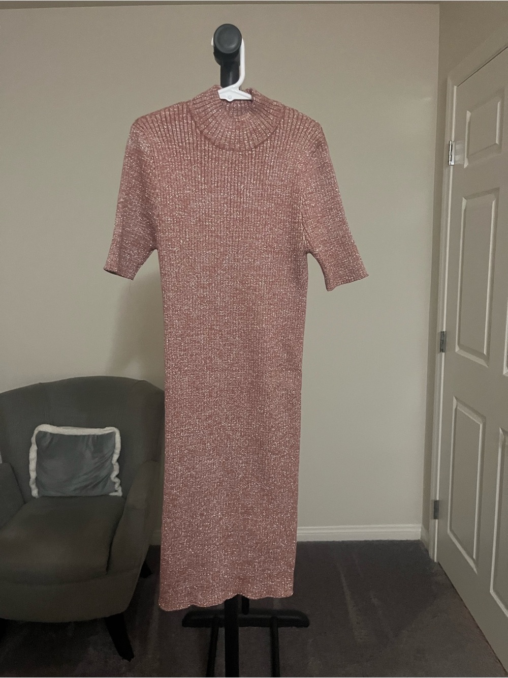 Forever 21 Ribbed Knit Midi Dress in Dusty Rose Size M